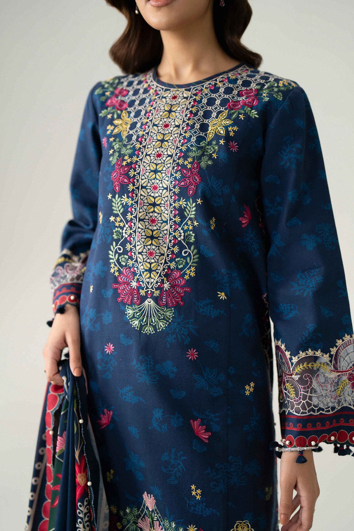 3 Piece - Digital Printed Embroidered Suit - U3PE-NISHA26WV1-137
