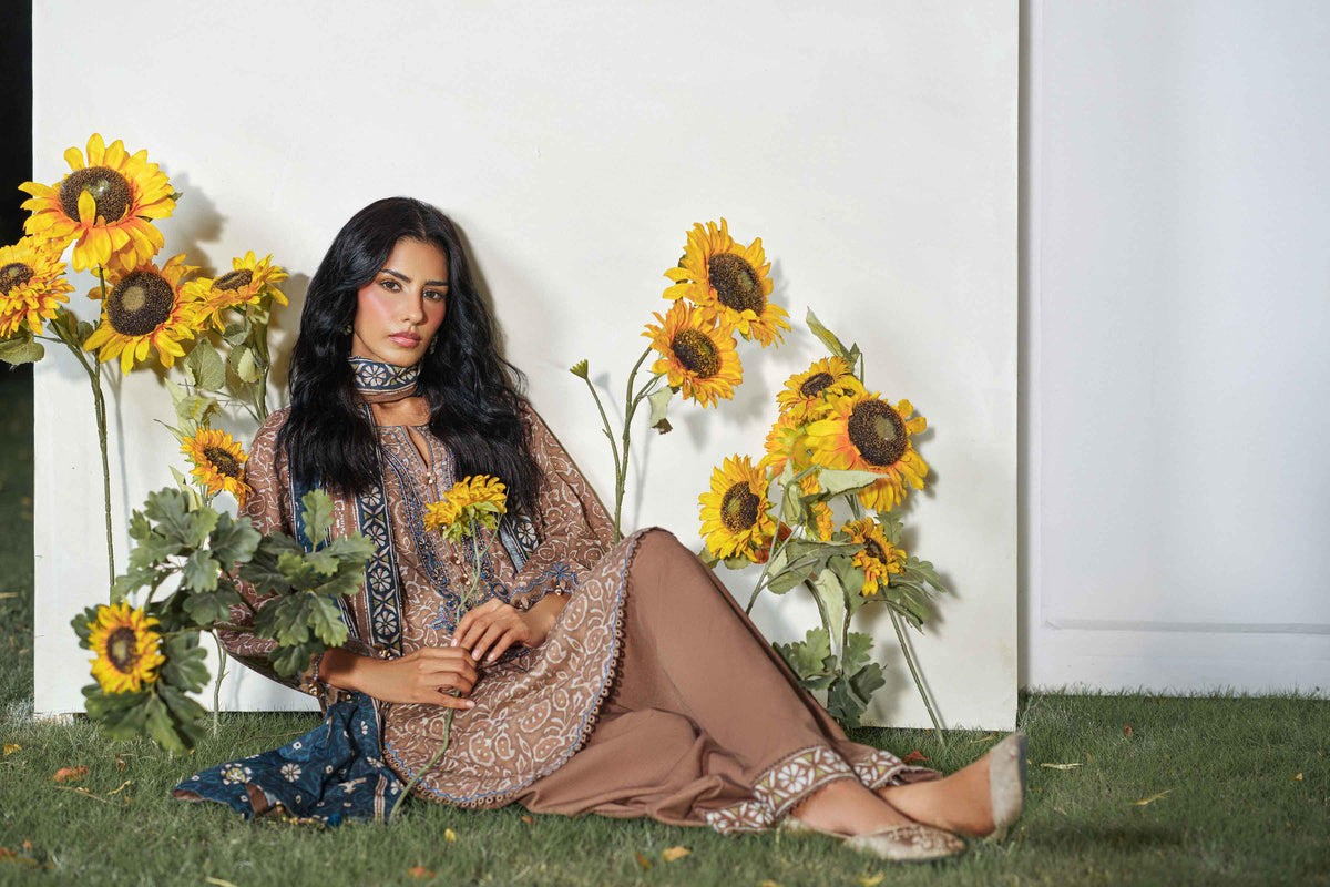 3 Piece - Printed Embroidered Suit - U3PE-NISHA26WV1-21 for Women - Unstitched Collection | Nishat | Shop Online
